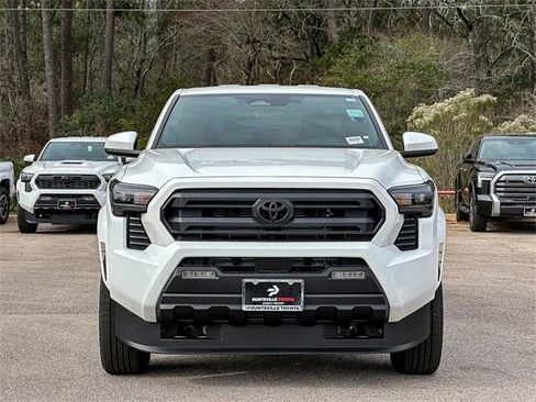New 2026 Toyota Tacoma SR5 image 3