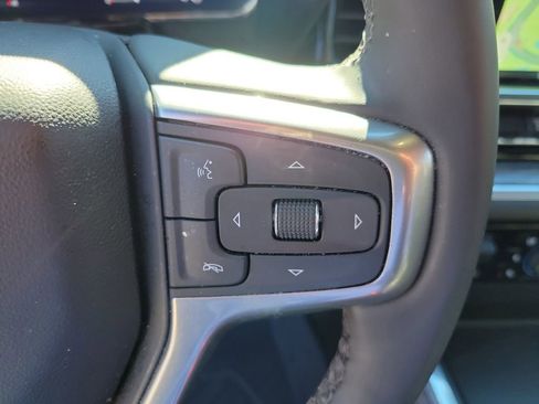 Certified 2025 Chevrolet Silverado 2500 LTZ w/ LTZ Convenience Package image 31