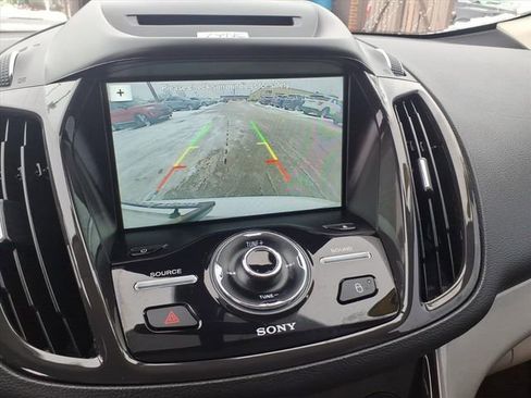 Used 2016 Ford C-MAX Energi SEL w/ Equipment Group 302A image 21