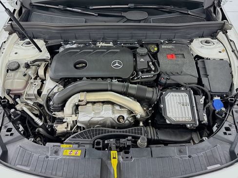 Certified 2026 Mercedes-Benz GLB 250 image 10
