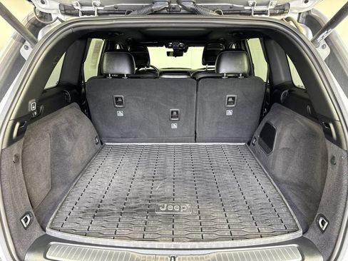 Certified 2023 Jeep Grand Cherokee Overland w/ Advanced Protech Group III AWD/4WD image 36