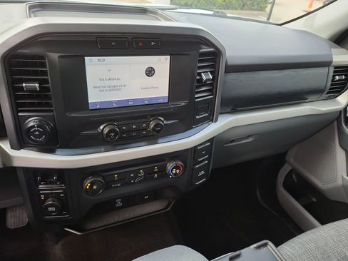 Used 2021 Ford F150 XLT w/ Trailer Tow Package image 13