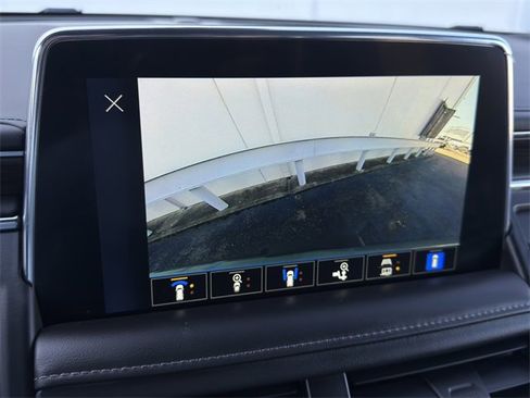 Used 2022 Chevrolet Tahoe LT w/ Luxury Package image 20