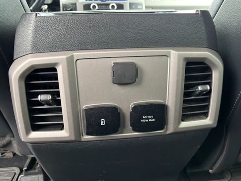Used 2022 Ford F250 Lariat w/ Lariat Value Package AWD/4WD image 20