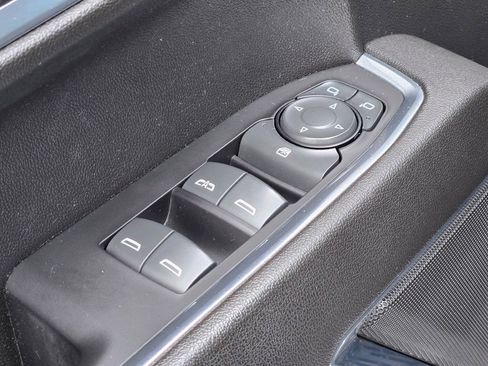 Used 2023 Chevrolet Silverado 1500 RST AWD/4WD image 23