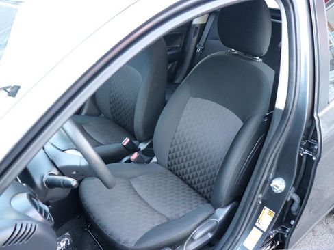 Used 2024 Mitsubishi Mirage ES FWD image 11