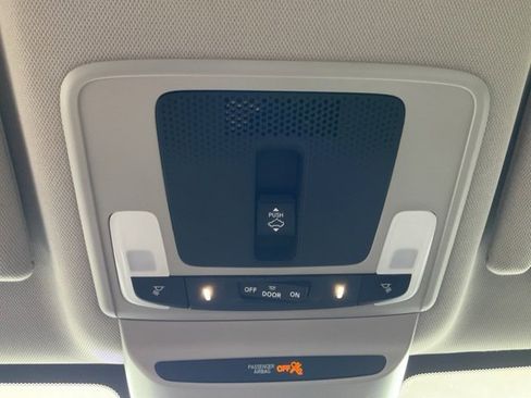 Certified 2023 Honda HR-V EX-L image 19