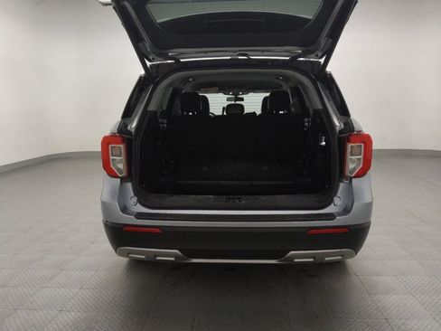 Used 2023 Ford Explorer XLT w/ Equipment Group 202A image 29