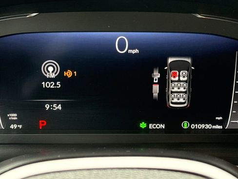 Certified 2025 Honda Pilot Black Edition image 27