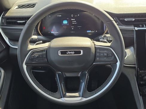 Certified 2023 Jeep Grand Cherokee Altitude image 27