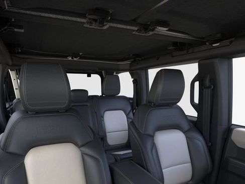 New 2026 Ford Bronco Outer Banks w/ Sasquatch Package AWD/4WD image 14