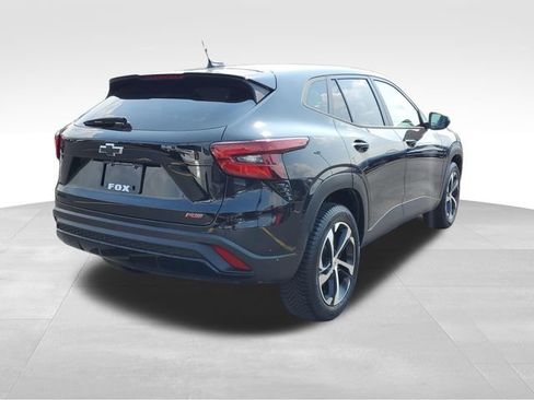 Certified 2024 Chevrolet Trax RS w/ Driver Confidence Package FWD image 5