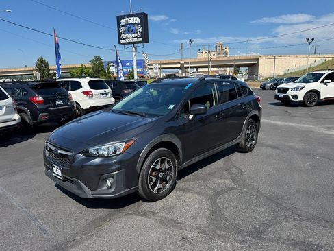 Used 2018 Subaru Crosstrek 2.0i Premium AWD/4WD image 4