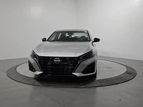 New 2026 Nissan Altima 2.5 SV FWD image 8