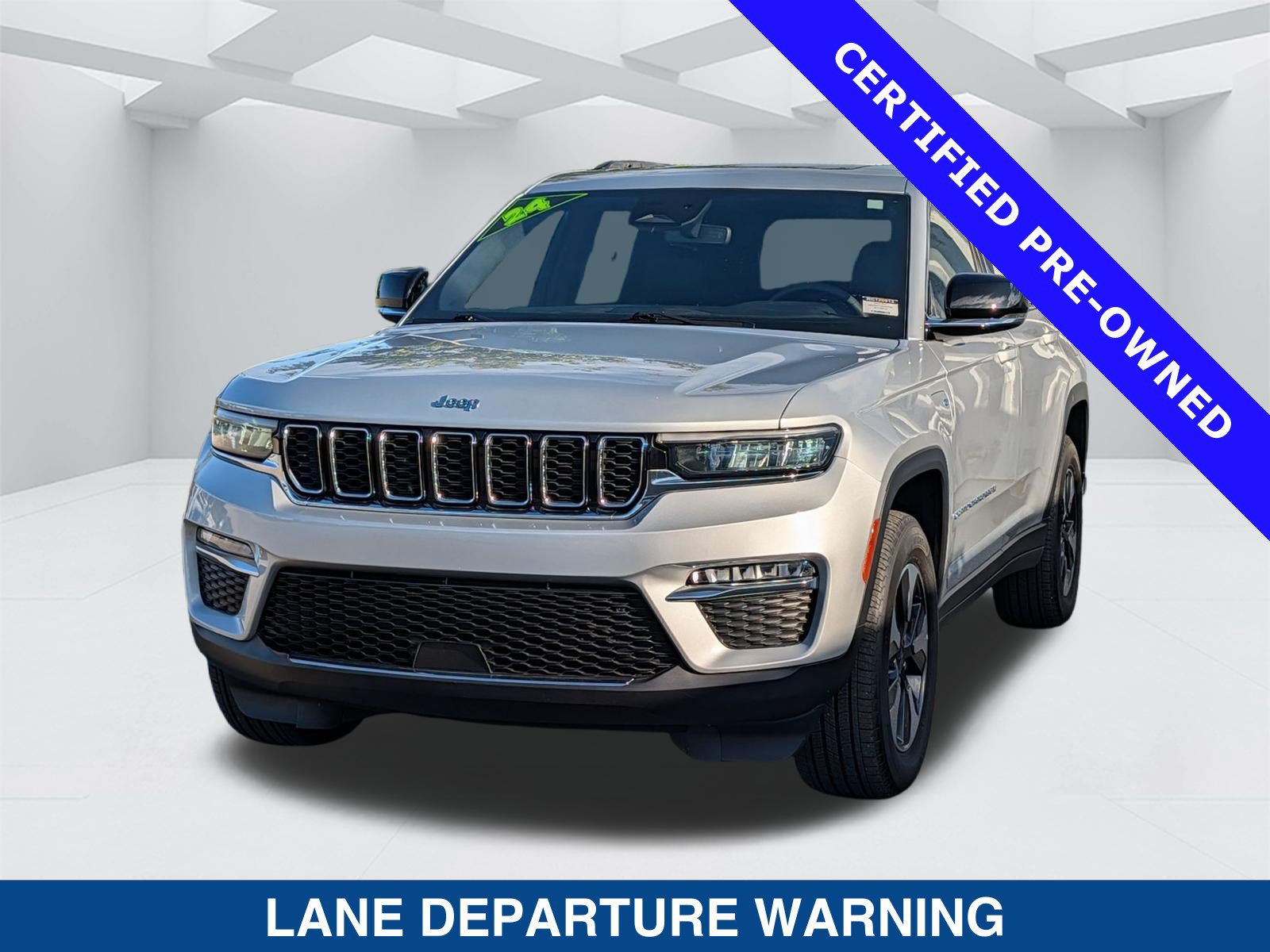 Used 2024 Jeep Grand Cherokee Limited 4xe AWD/4WD image 8