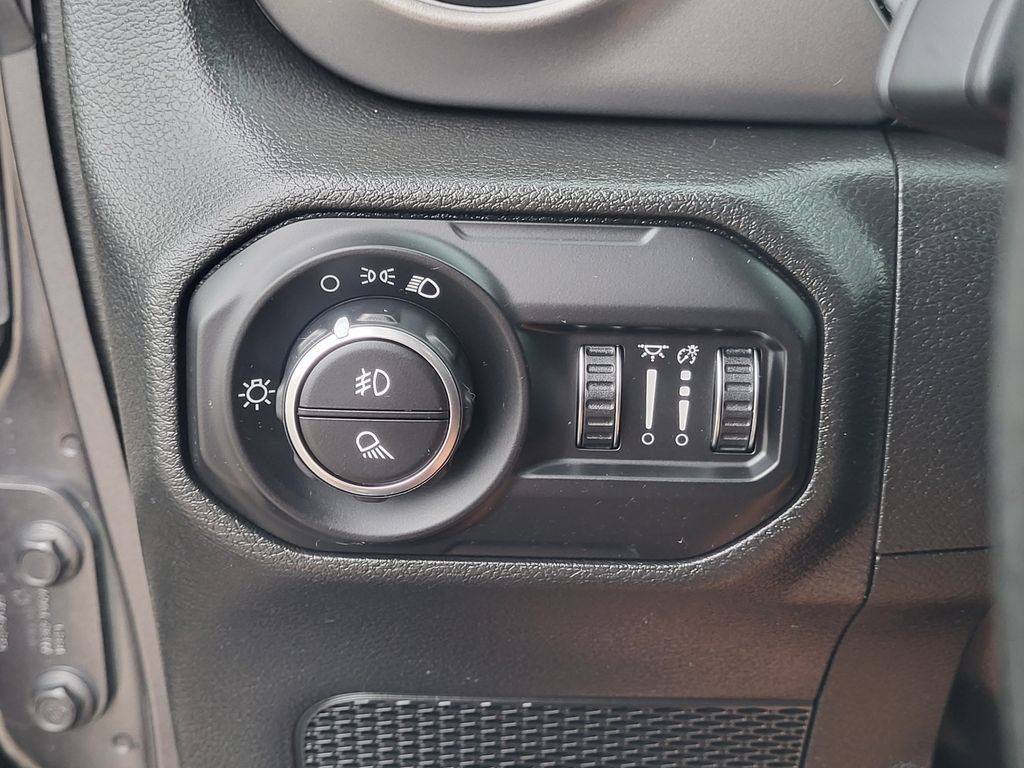 Used 2022 Jeep Gladiator Sport AWD/4WD image 28