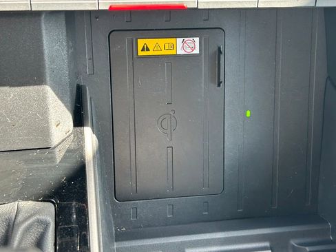 Used 2024 Toyota Tundra Limited image 33