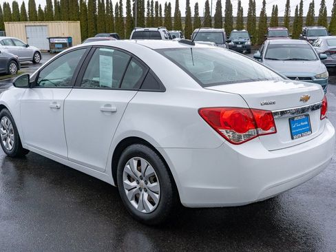 Used 2016 Chevrolet Cruze LS image 10