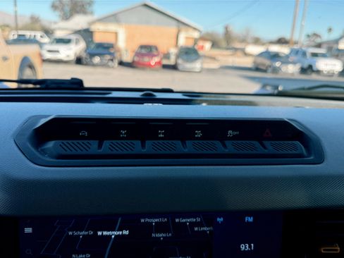 Used 2021 Ford Bronco Badlands image 23