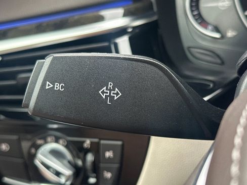 Used 2018 BMW 530e RWD image 32