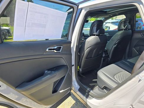 New 2026 Kia Sportage AWD Hybrid image 13