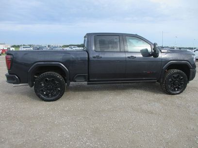 New 2026 GMC Sierra 2500 AT4 w/ AT4 Premium Plus Package