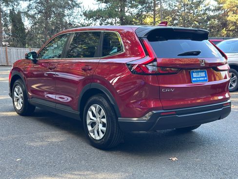 Certified 2025 Honda CR-V LX image 8
