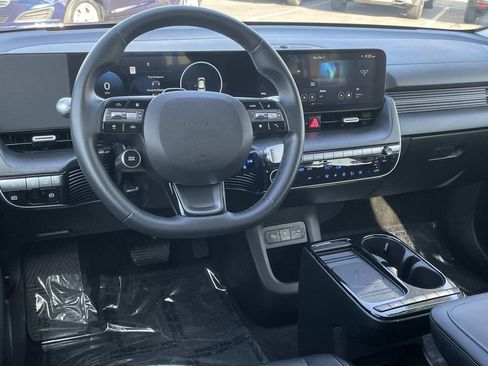 Certified 2025 Hyundai Ioniq 5 SEL image 6