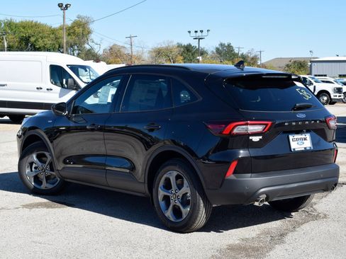 New 2026 Ford Escape ST-Line w/ Tech Pack #1 image 4