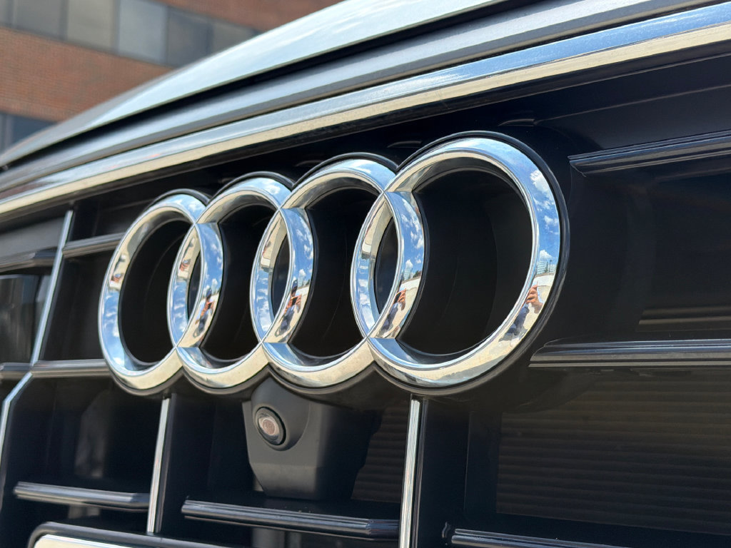 Used 2023 Audi Q8 Premium Plus w/ Premium Plus Package AWD/4WD image 15