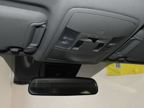 Used 2018 Toyota RAV4 XLE image 31