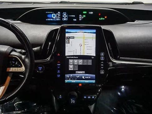 Certified 2018 Toyota Prius Prime Advanced image 14