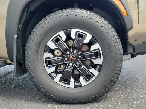 Certified 2024 Nissan Frontier PRO-4X w/ Off-Road Protection Package AWD/4WD image 5
