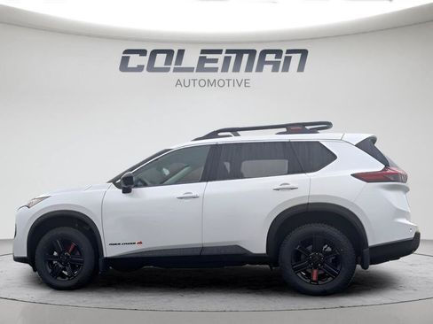 New 2026 Nissan Rogue SV AWD/4WD image 3