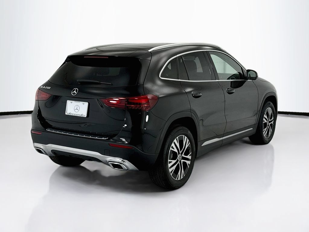 Used 2026 Mercedes-Benz GLA 250 image 5