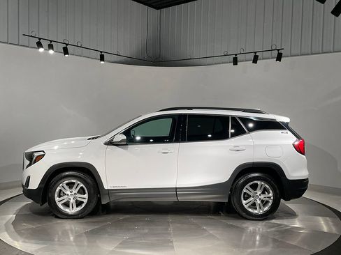Used 2020 GMC Terrain SLE w/ Driver Convenience Package FWD image 15