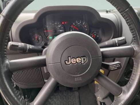 Used 2008 Jeep Wrangler X AWD/4WD image 11