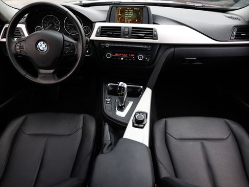 Used 2014 BMW 320i Sedan image 2
