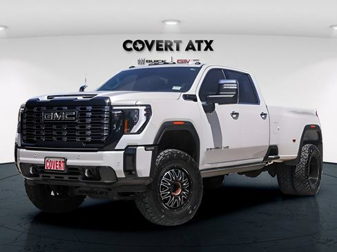 Used 2025 GMC Sierra 3500 Denali Ultimate AWD/4WD image 2
