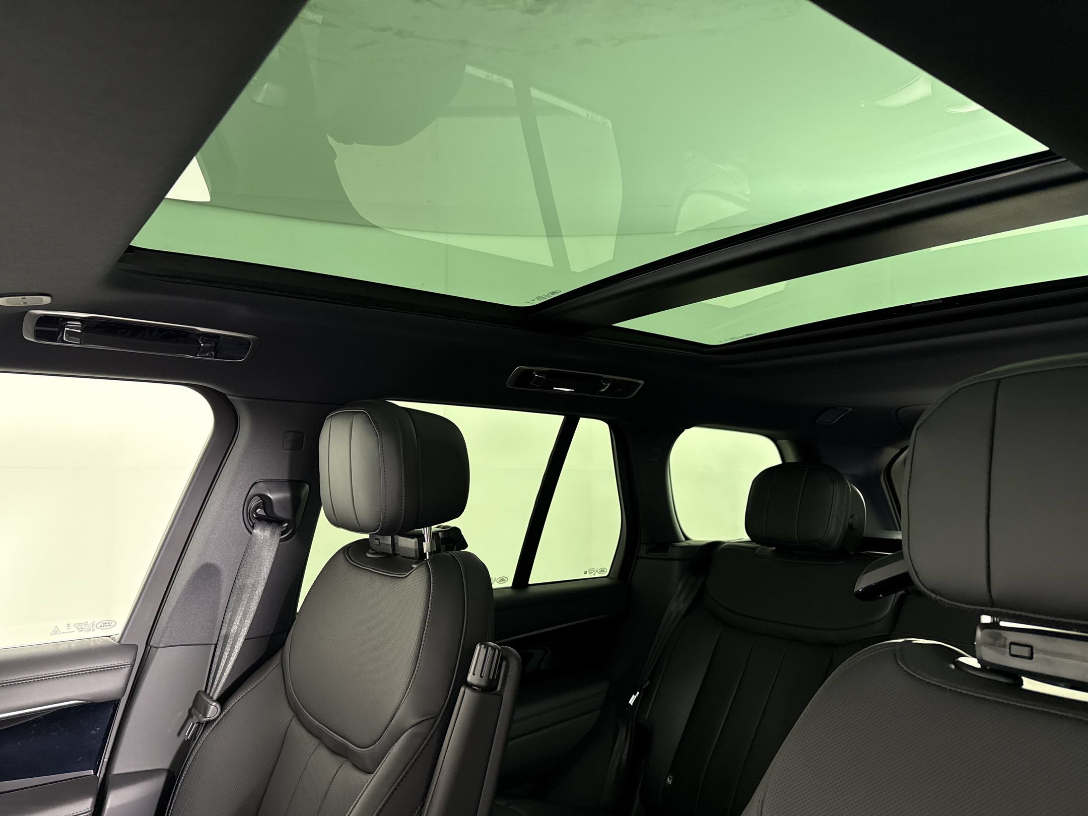 New 2026 Land Rover Range Rover SE AWD/4WD image 21