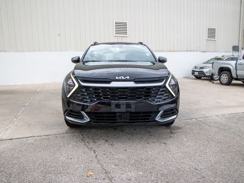 Used 2023 Kia Sportage SX image 3