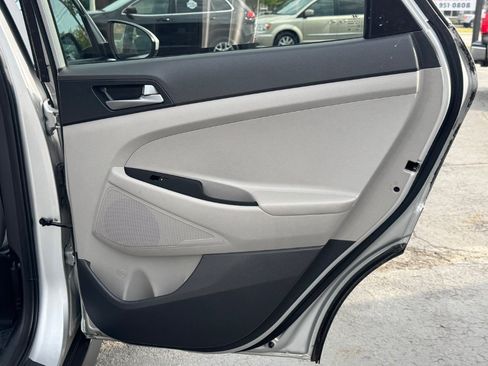 Used 2016 Hyundai Tucson SE FWD image 17