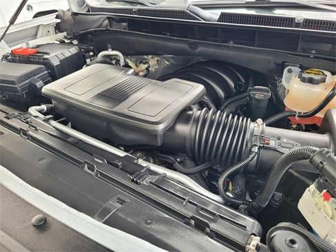 Used 2024 GMC Yukon AT4 w/ Technology Package image 27