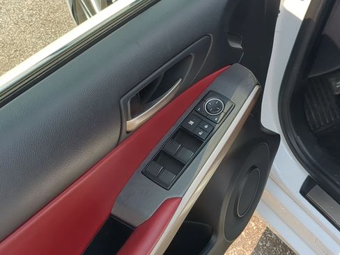 Used 2020 Lexus IS 350 F Sport image 26