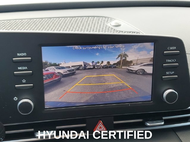 Certified 2023 Hyundai Elantra SEL FWD image 17
