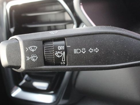 New 2026 GMC Canyon Elevation w/ Convenience Package image 31