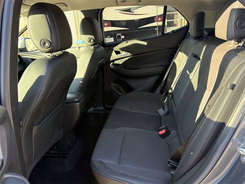 Used 2021 Buick Encore GX Select w/ Sport Touring Package image 21