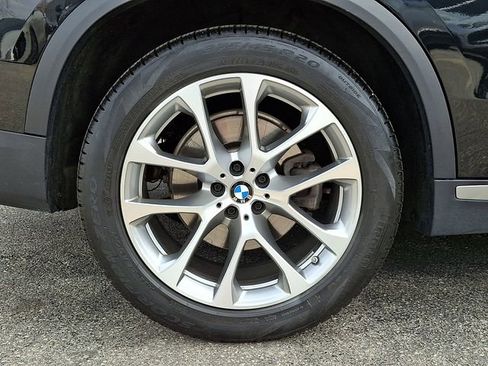 Used 2022 BMW X5 xDrive40i w/ Premium Package AWD/4WD image 13