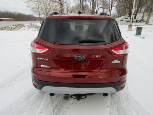 Used 2014 Ford Escape SE w/ Equipment Group 201A image 3