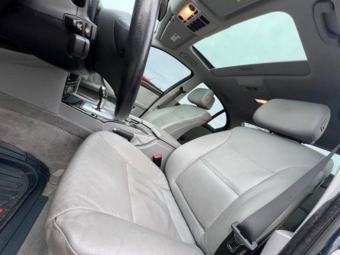 Used 2010 BMW 528i xDrive Sedan image 21